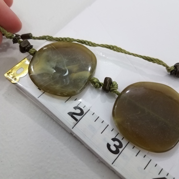 Green Swirl Beaded Statement Stone Look White Boho - Picture 5 of 6